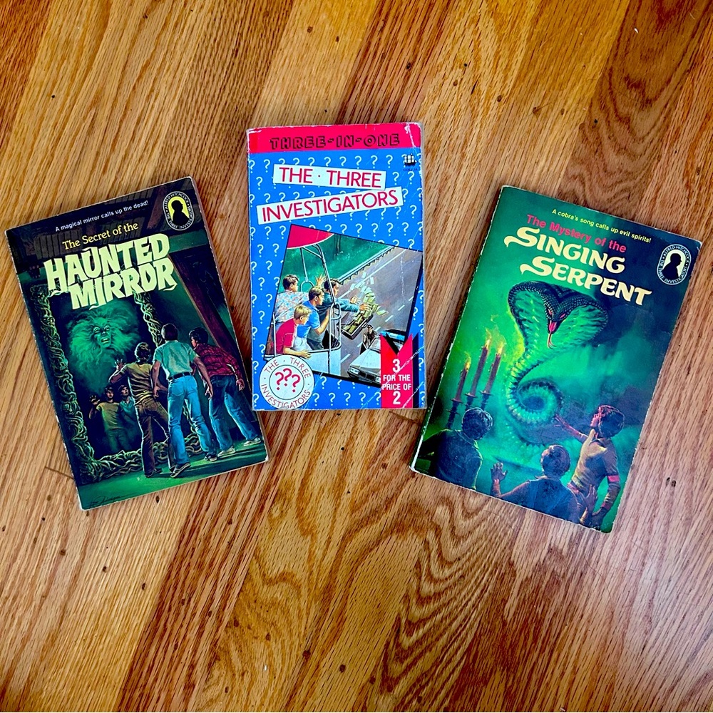 The Three Investigators Vintage Paperback Books Lot of 3